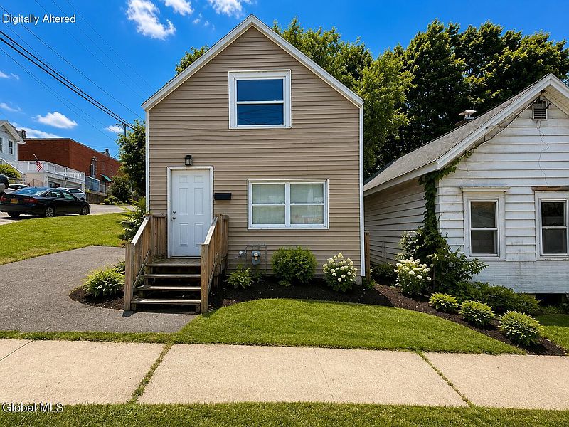 2nd image of 38 Washington Avenue