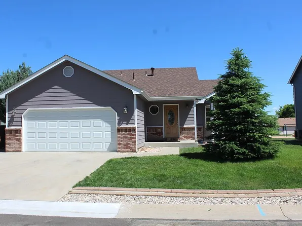 2225 Nicholas Dr, Johnstown, CO 80534