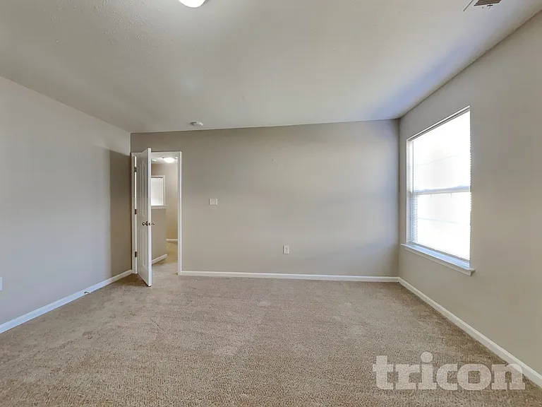 4846 Autumn Oak Dr — Photo 14