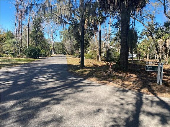 3rd image of 2 Pepperbush Ln