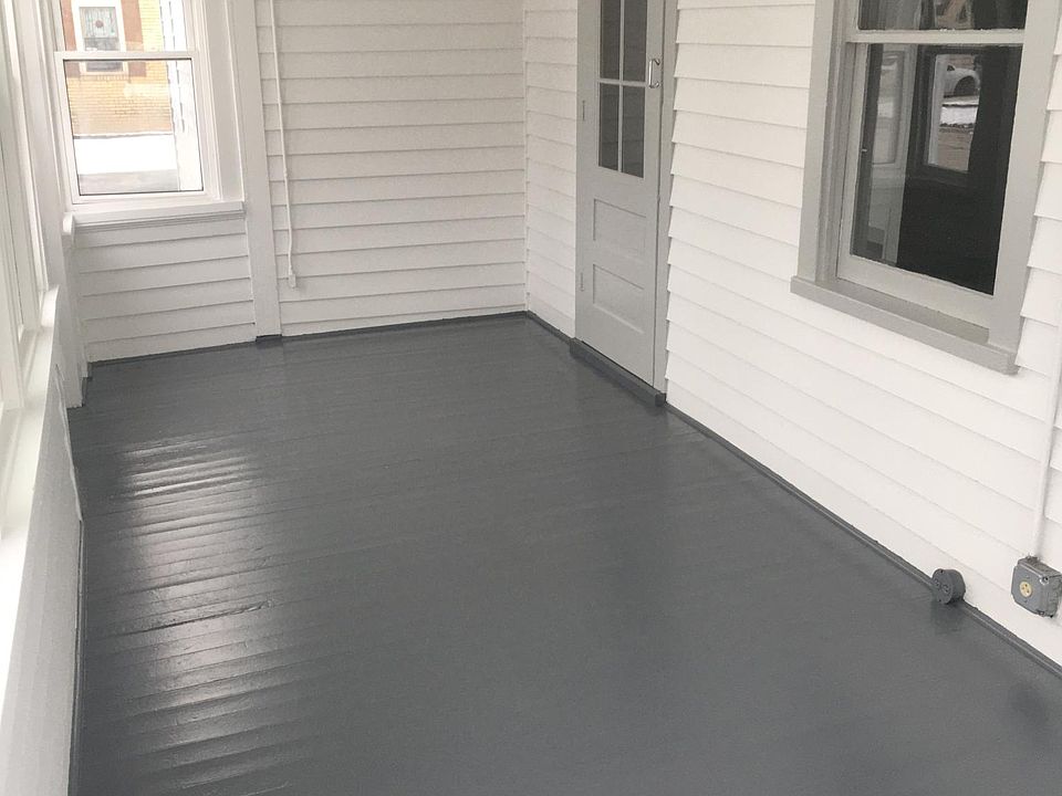 1st image of 805 Buffalo St