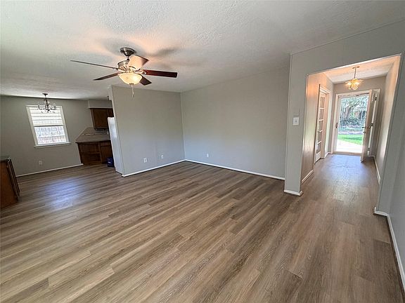 2nd image of 15930 Buccaneer Ln