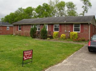 422 Eastland Ave, Lebanon, TN 37087