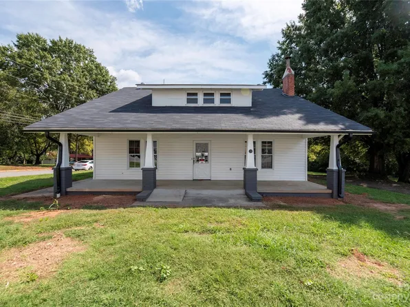 328 N Miller Ave, Statesville, NC 28677