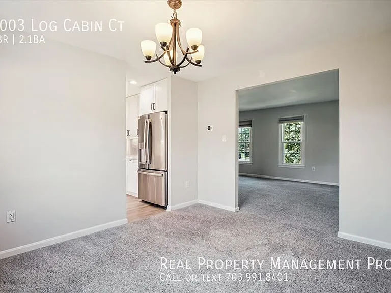 8003 Log Cabin Ct — Photo 18