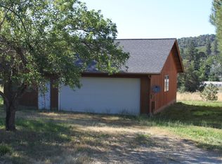 6295 Foley Ln, Central Pt, OR 97502