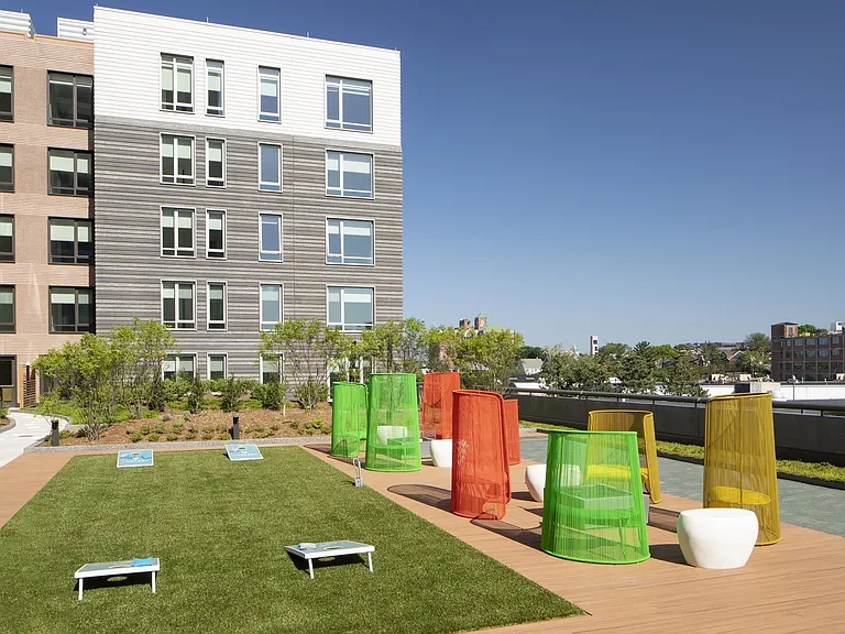 Resident Outdoor Lounge