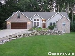 3656 Hathaway Rd, Kalamazoo, MI 49009