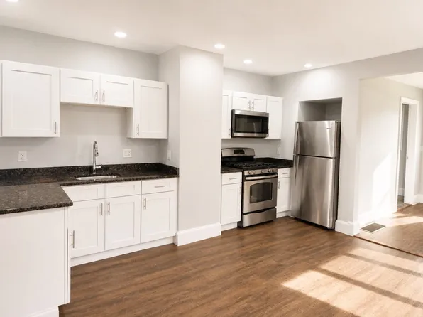 15 Ford St #1, Haverhill, MA 01832
