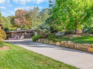 1241 Yorkshire Rd, Winston Salem, NC 27106