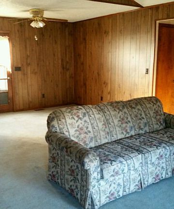 3rd image of 174 Tucker Cir