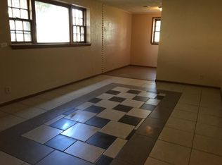 1130 S 32nd St APT 5, Omaha, NE 68105