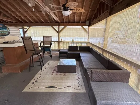 67 Arikaree Ln, Bracey, VA 23919