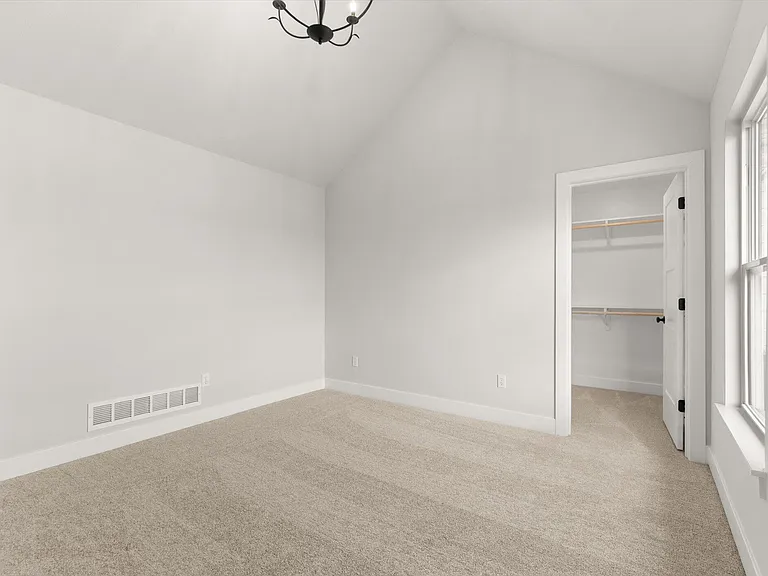 2621 Easley Cabin Cir — Photo 37