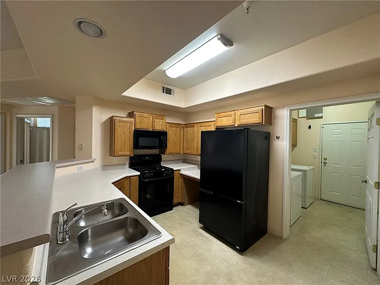 5855 Valley Dr #1091 — Photo 4