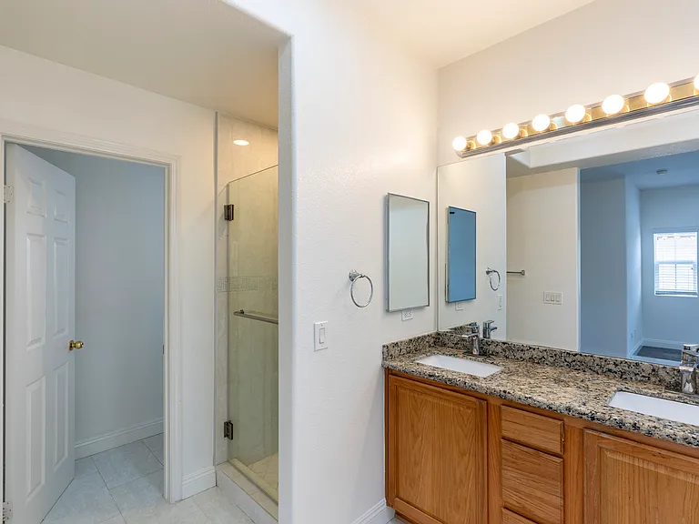 10623 Mona Way — Photo 23