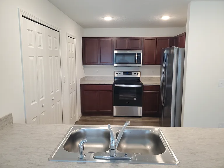 3150 SW Centamino St — Photo 8