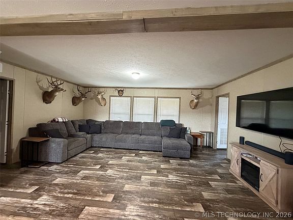 5th image of 112 N Painted Pony Rd