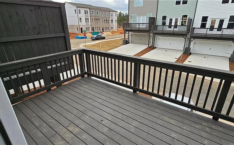 908 Colton Dr — Photo 13