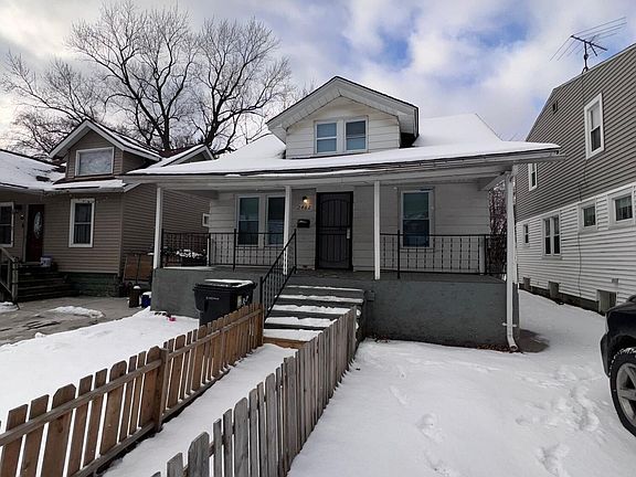 2nd image of 2462 S Liddesdale St