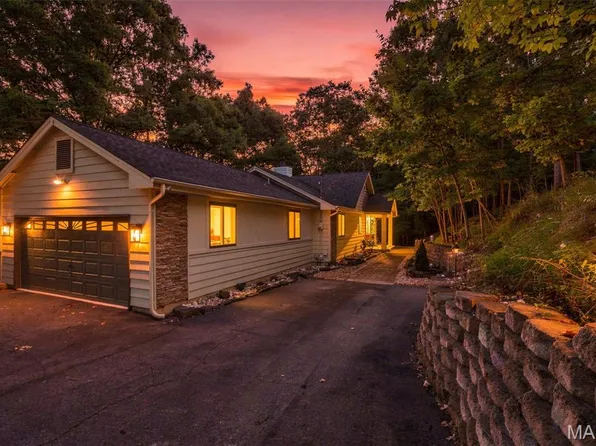 3311 Pine Cliff Rd, Glencoe, MO 63038