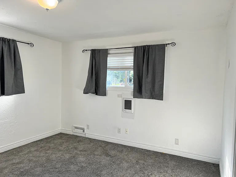 356 S 3 W #B — Photo 4