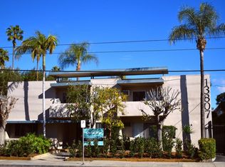 13807 Oxnard St APT 4, Van Nuys, CA 91401