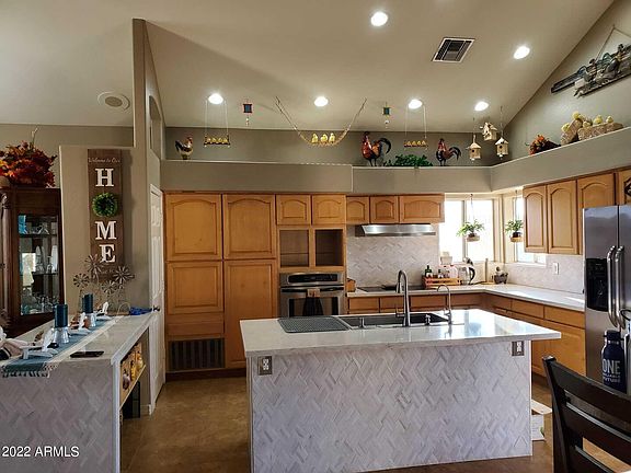 3rd image of 20522 E Superstition Dr
