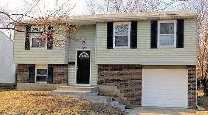 1st image of 3179 Windsong Dr