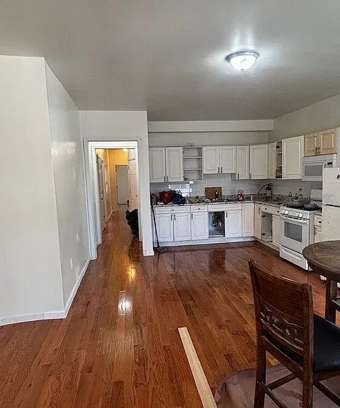 61 Washington St #2 — Photo 9