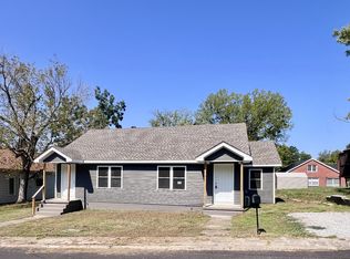 119 Maple Ave, Camden, TN 38320