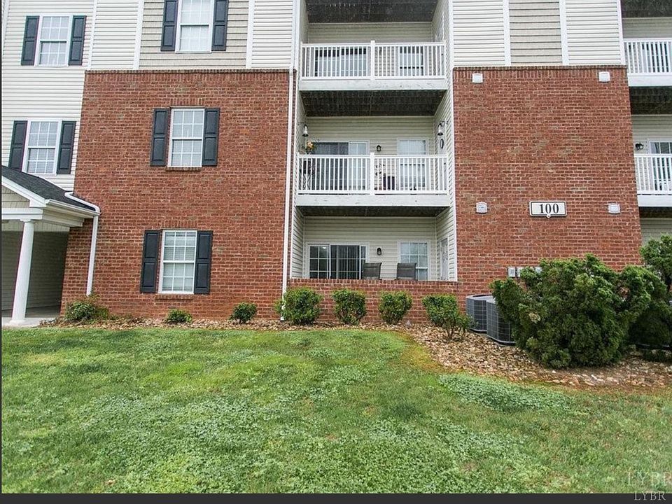 1st image of 102 Capstone Dr Unit 102