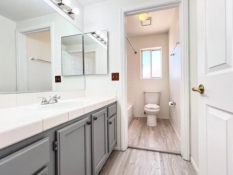 7525 Meadowoak Ln — Photo 27