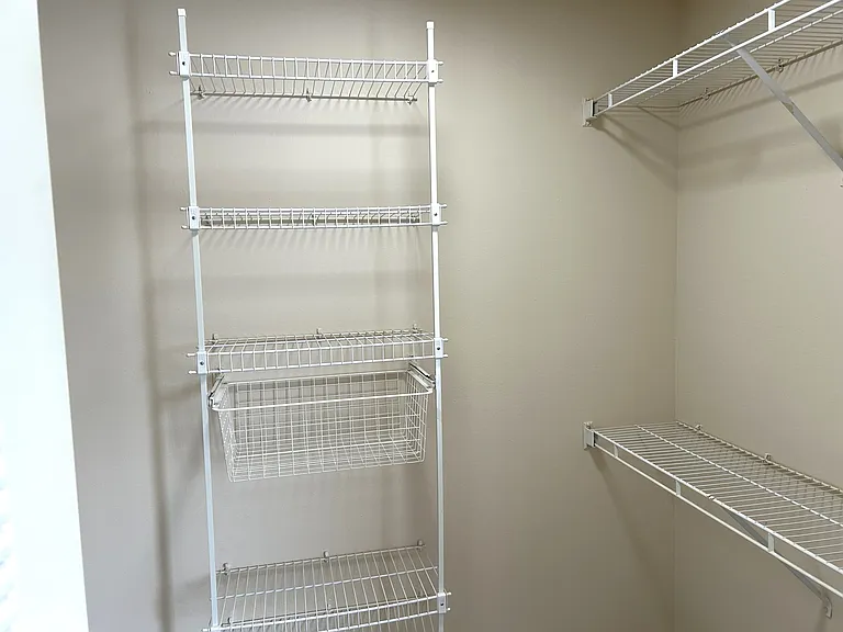 Heatherwood Apartments — Photo 36