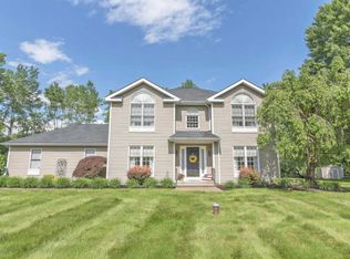 1100 Gap View Holw, Stroudsburg, PA 18360