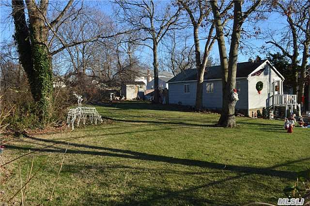 1st image of 85 Woodycrest Dr