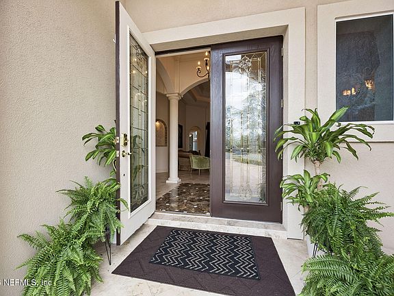 4th image of 283 ESTATES Drive