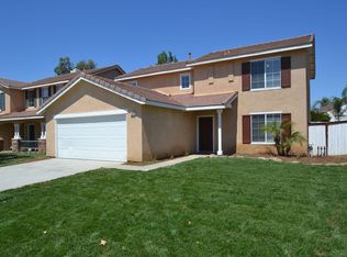 1034 Whispering Wood Ln, Perris, CA 92571