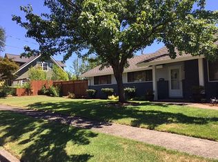 1428 N Scenic View Dr, Stayton, OR 97383