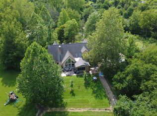 548 Amity Rd, Galloway, OH 43119