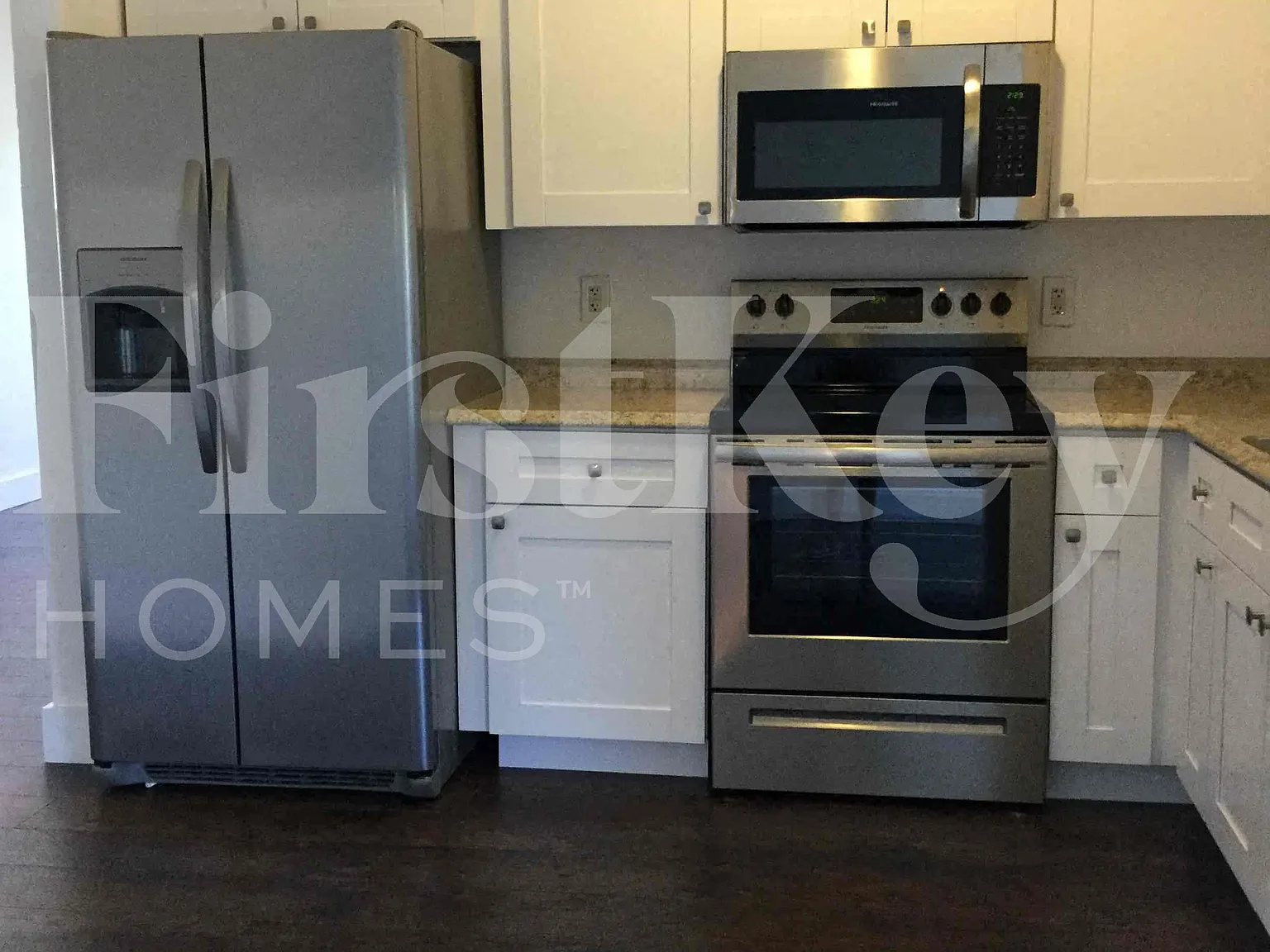 4 bed, 3.0 bath, 1488 sqft, $3,175 — Photo 1