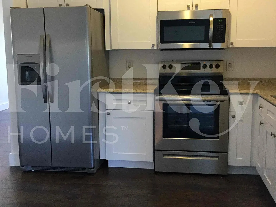 1608 NW 15th Ct