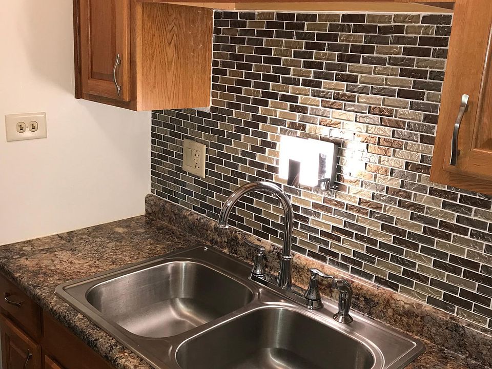1st image of 223 Marengo Ave APT 4