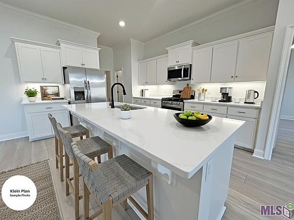 3rd image of 613 Ramsey Spring Dr