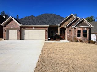 4 Miramar Ct, Little Rock, AR 72223