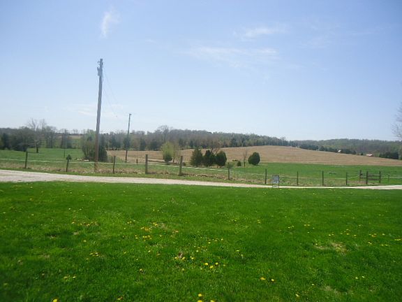 5th image of 9259 W Johns Ln