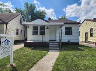 19425 Fenmore St, Detroit, MI 48235