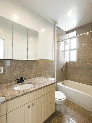 Rented by City Connections Realty | media 9