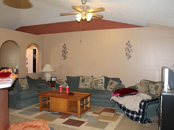 5th image of 1020 Heron Ct