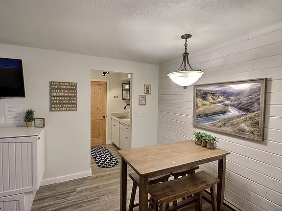 3rd image of 300 McBride St Unit 105